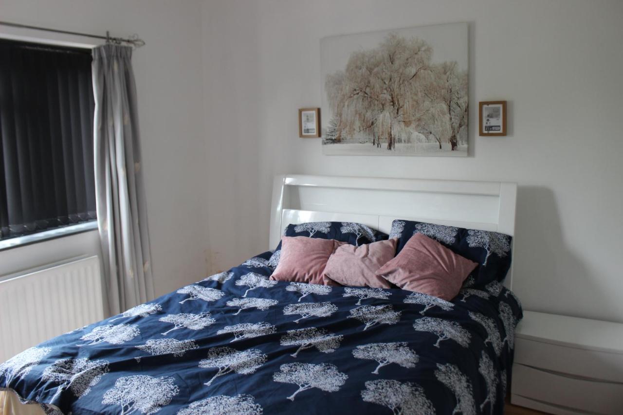 Modern Spacious House - Sleeps 16, Free Parking, Sun Terrace Nuneaton Exteriér fotografie