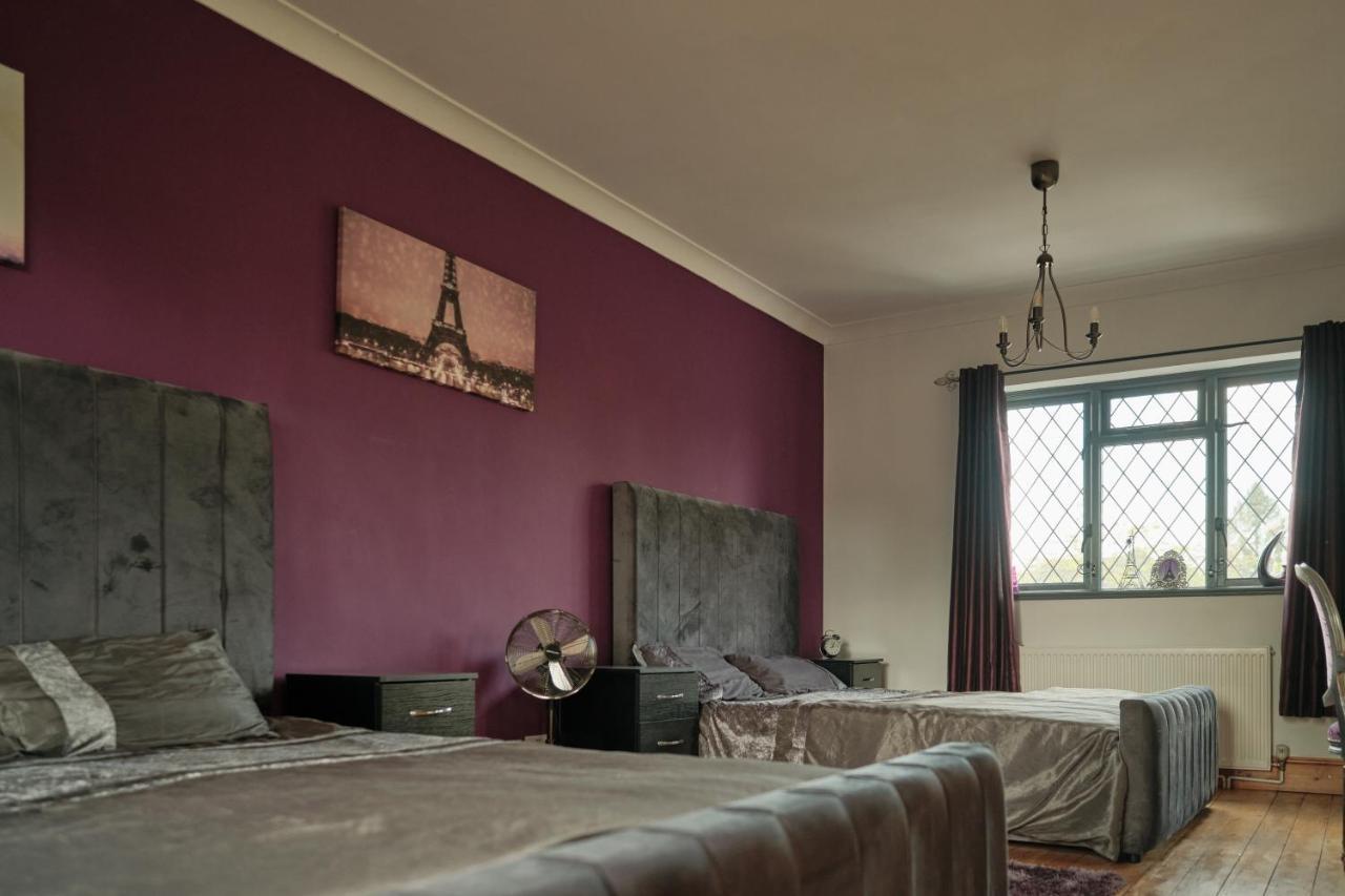 Modern Spacious House - Sleeps 16, Free Parking, Sun Terrace Nuneaton Exteriér fotografie